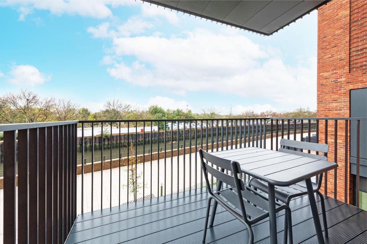 Stayo Apartments Barking Wharf London Bagian luar foto