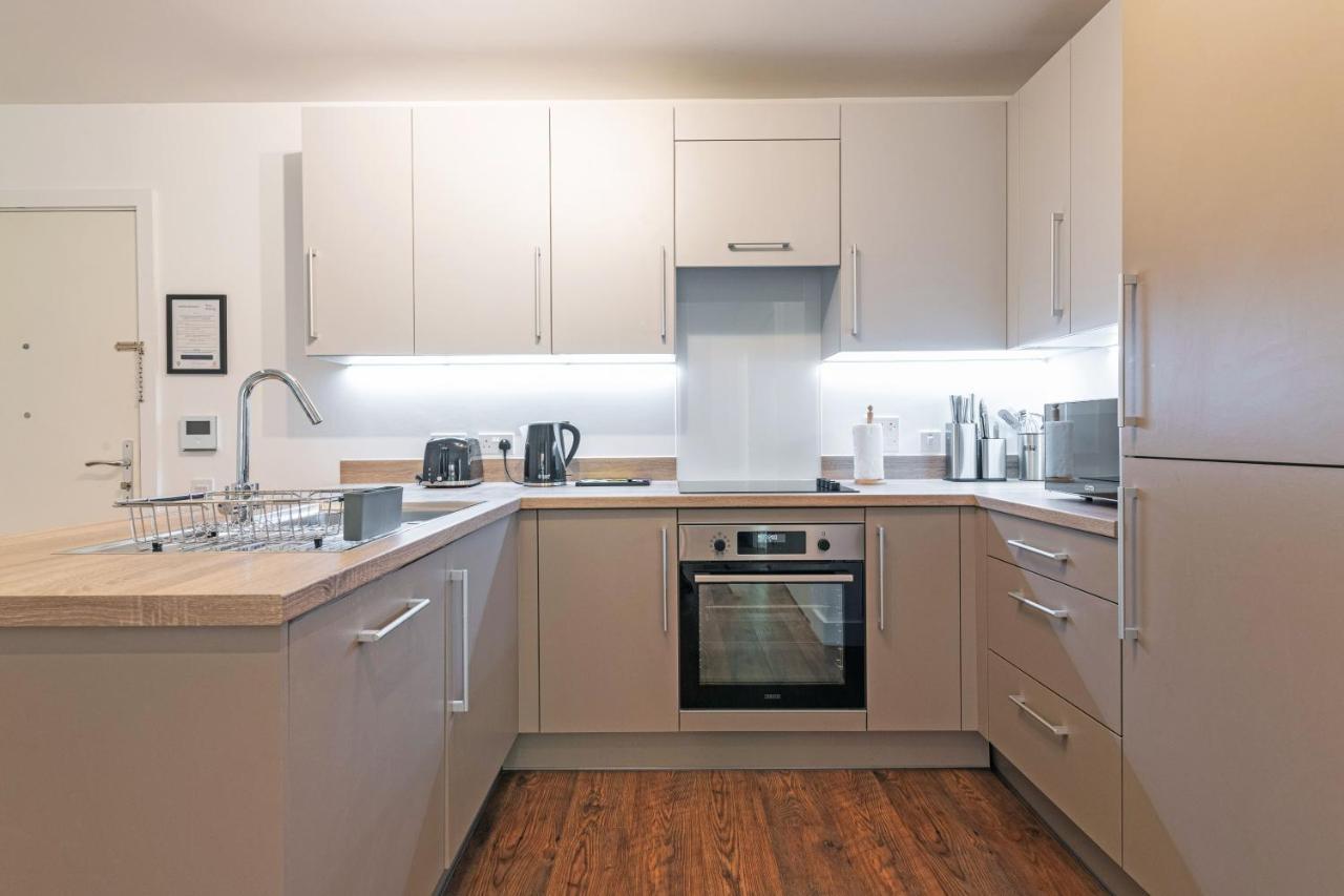 Stayo Apartments Barking Wharf London Bagian luar foto